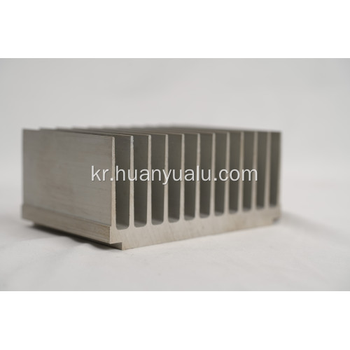 정밀 엔지니어링 알루미늄 압출 라디에이터